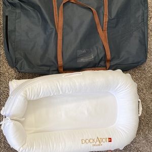 DockATot with carrying bag